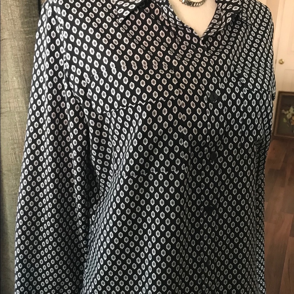 Pretty Button Up Top